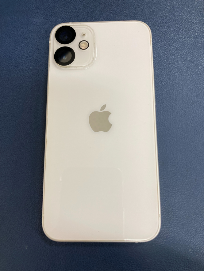 iPhone12mini 128G ホワイト　バッテリー残85% ワレ・不良無し 豊川市でiPhone12 miniのバッテリー交換ならまちスマ豊川店へ】電池の